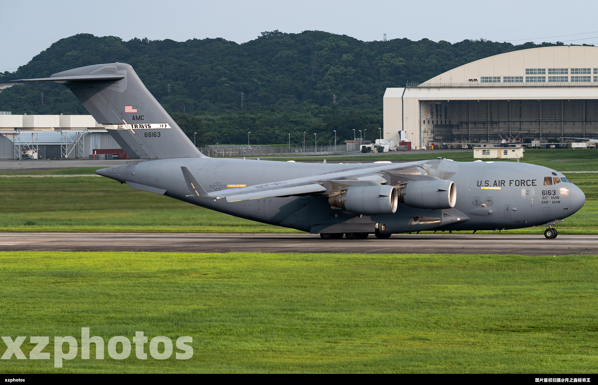 C-17在嘉手纳