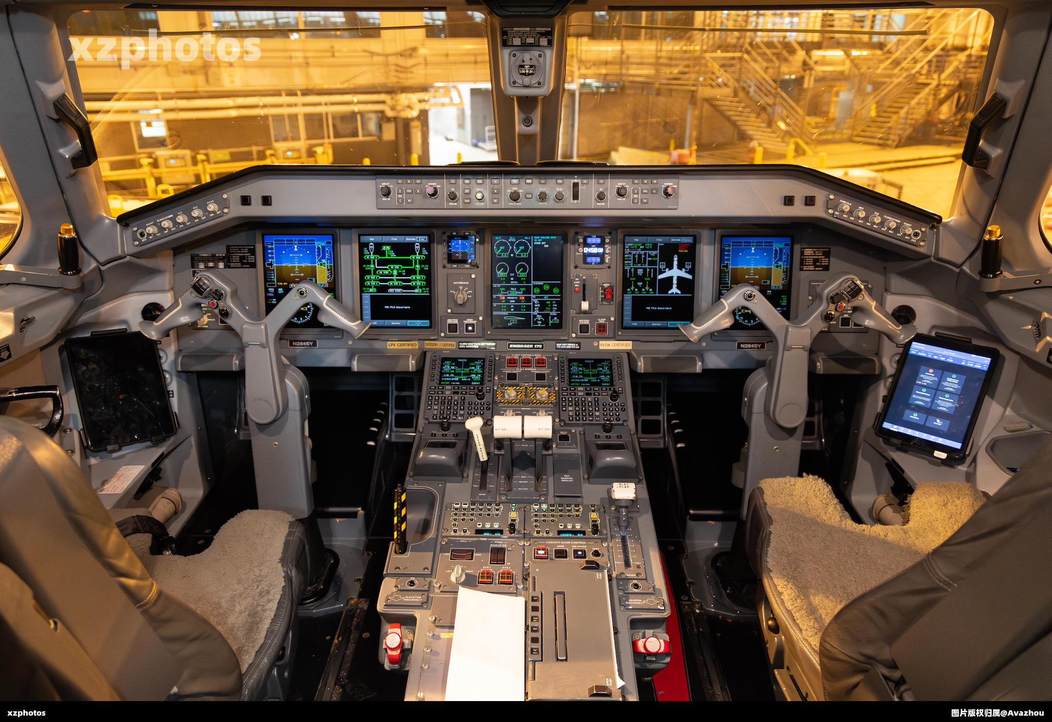 N284SY