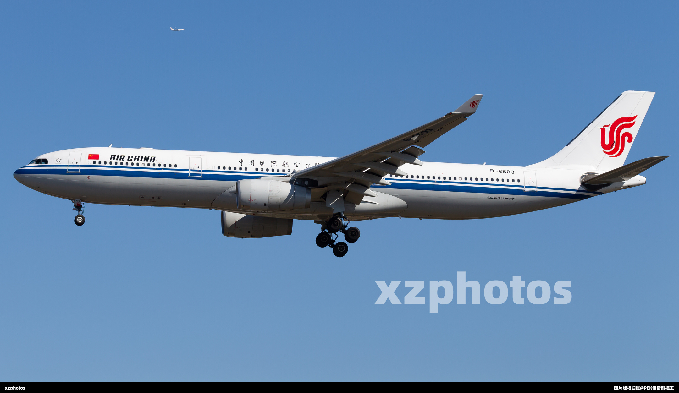 国航330-300