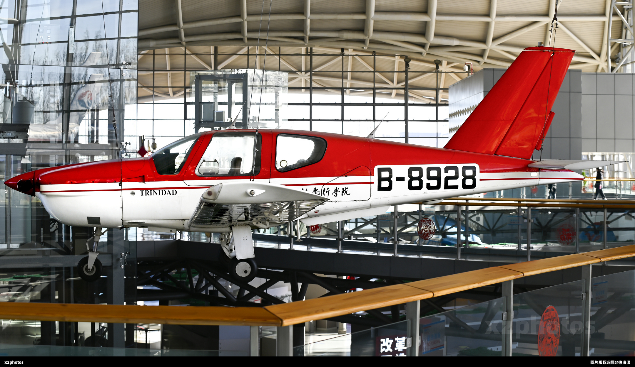 B-8928
