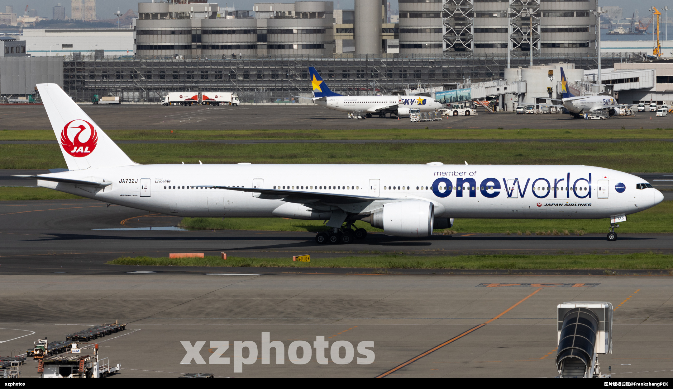 JA732J