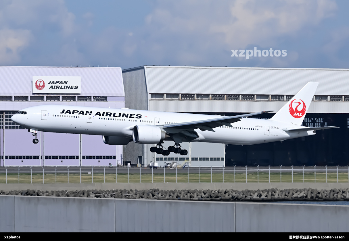 JA743J