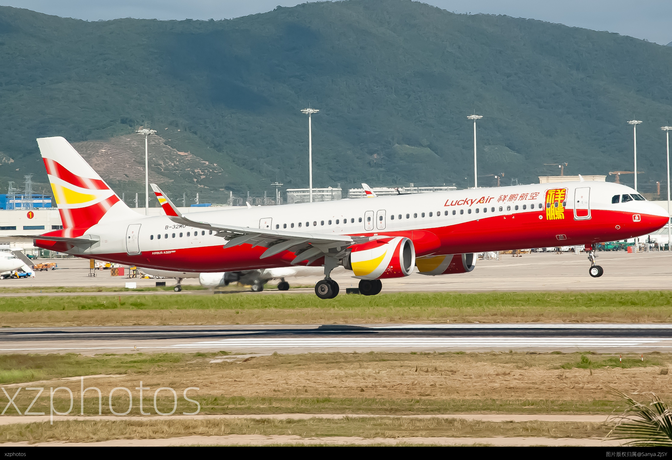B-32M0