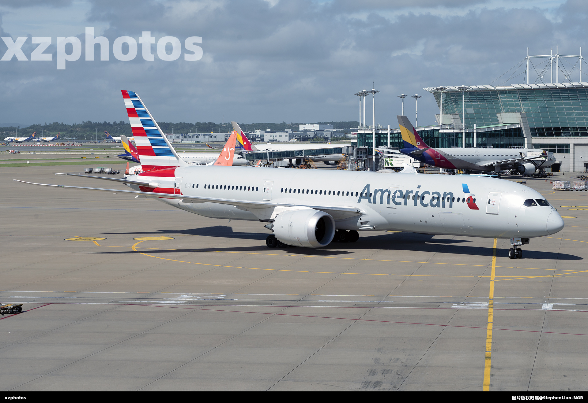 N828AA