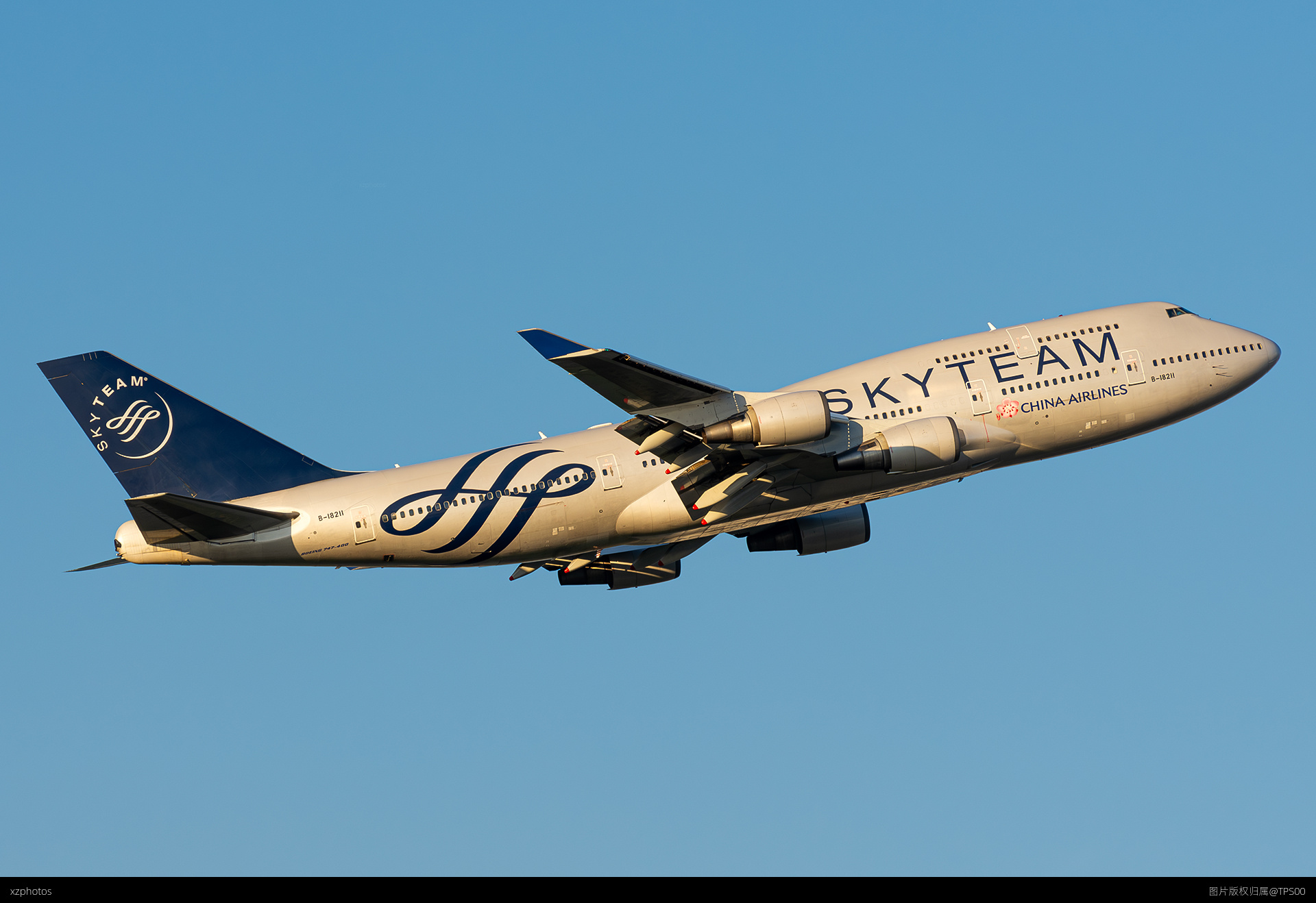 B-18211