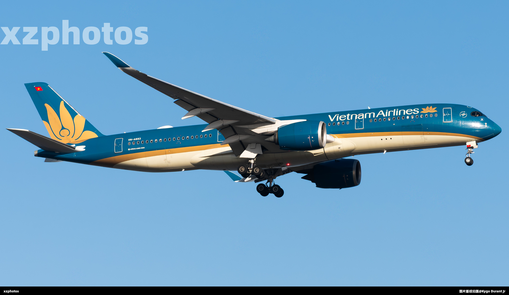 VN-A893