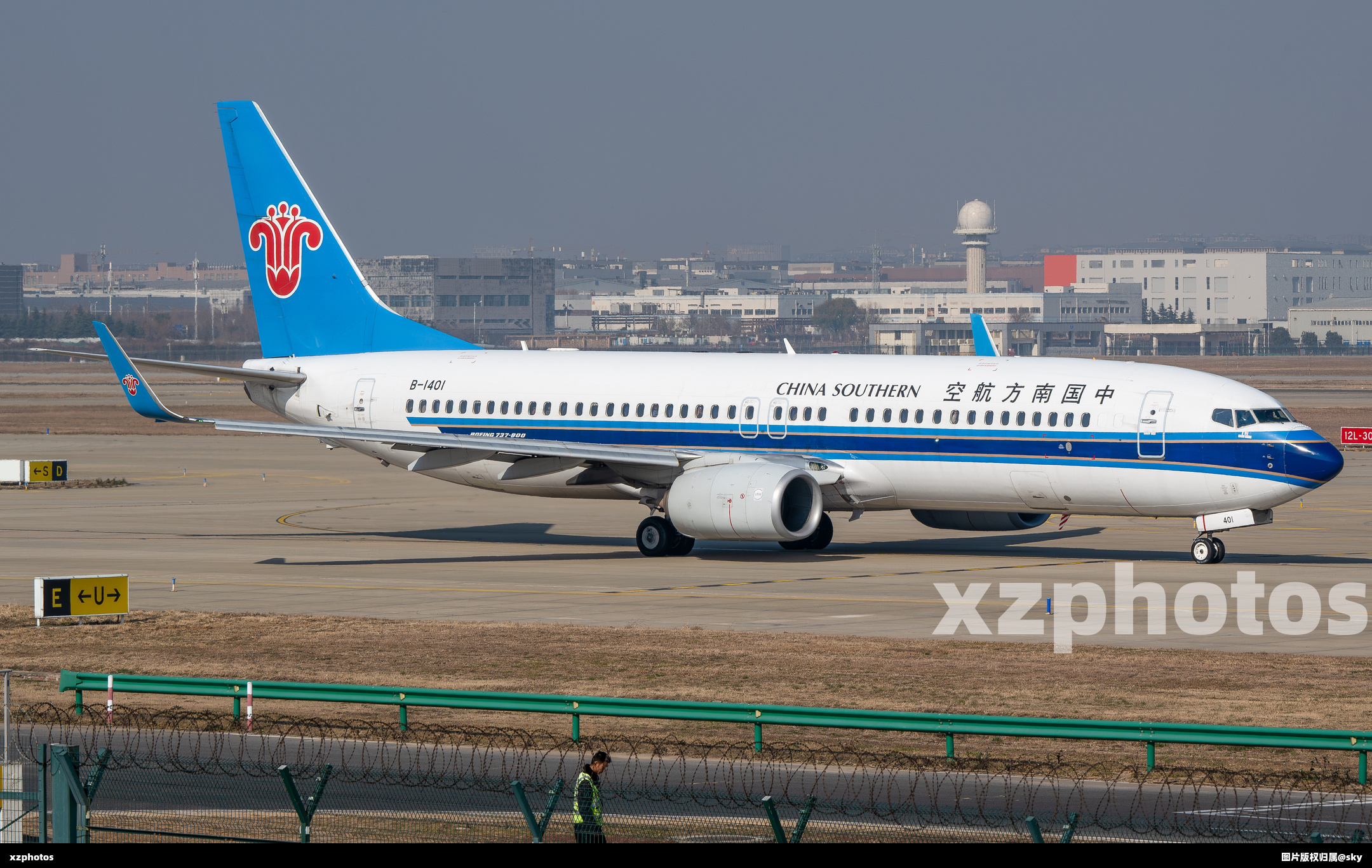 B-1401