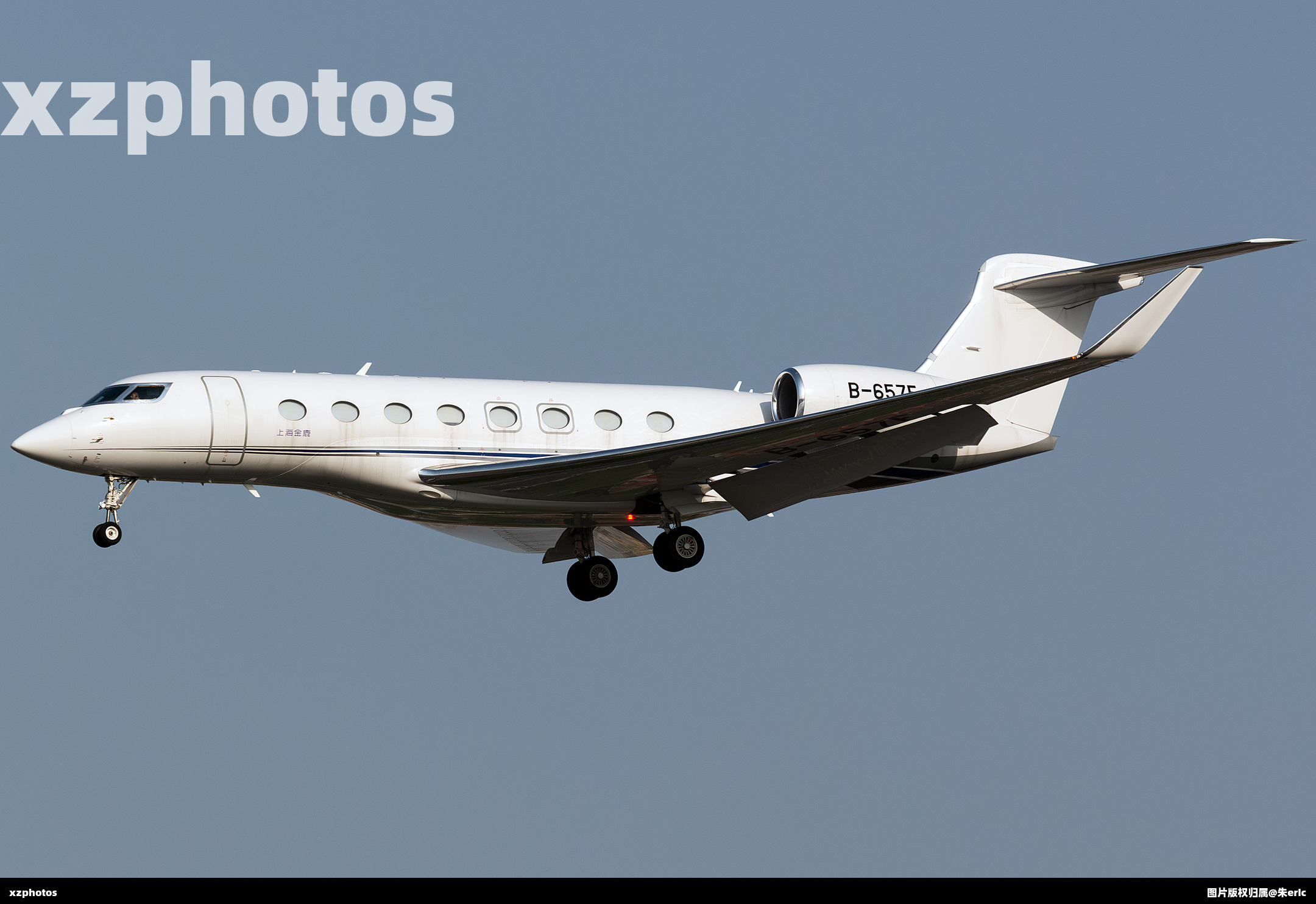 B-657F