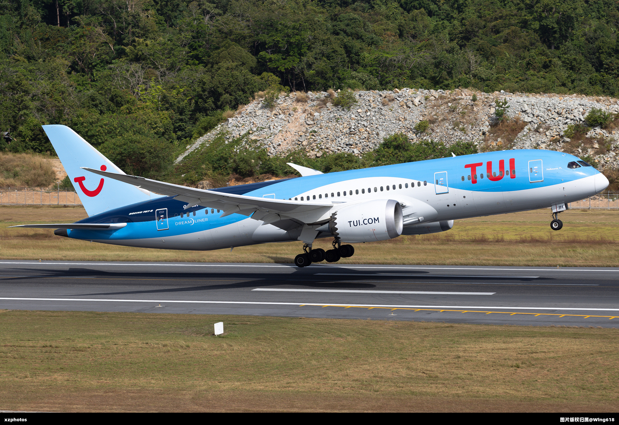 G-TUIH