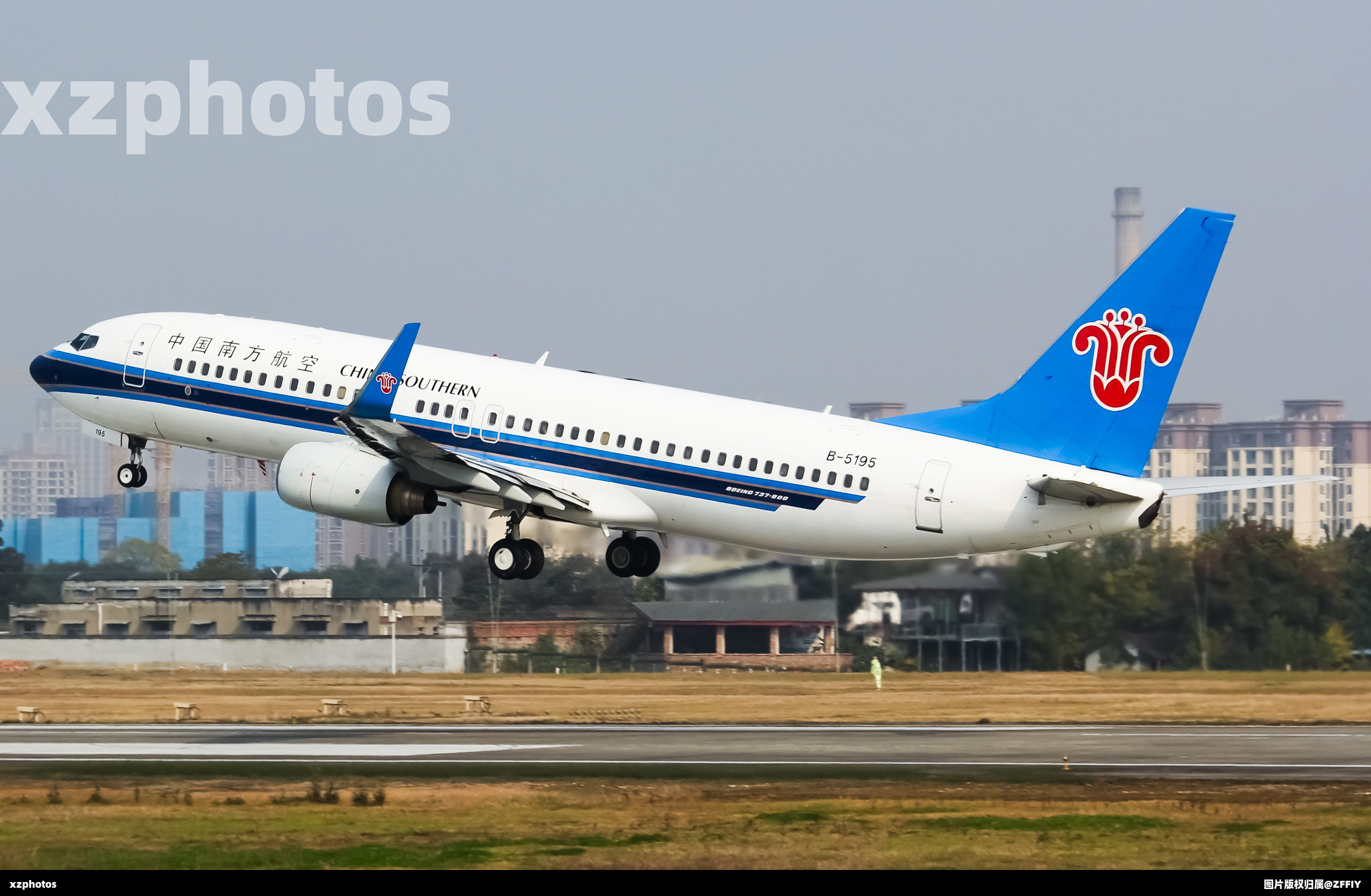 737