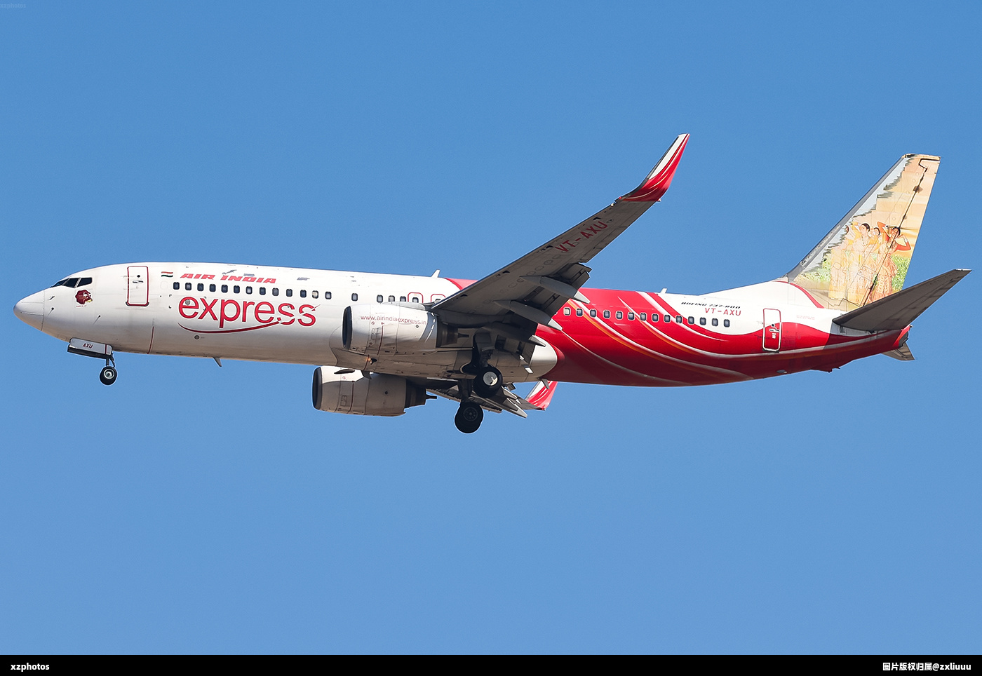 VT-AXU