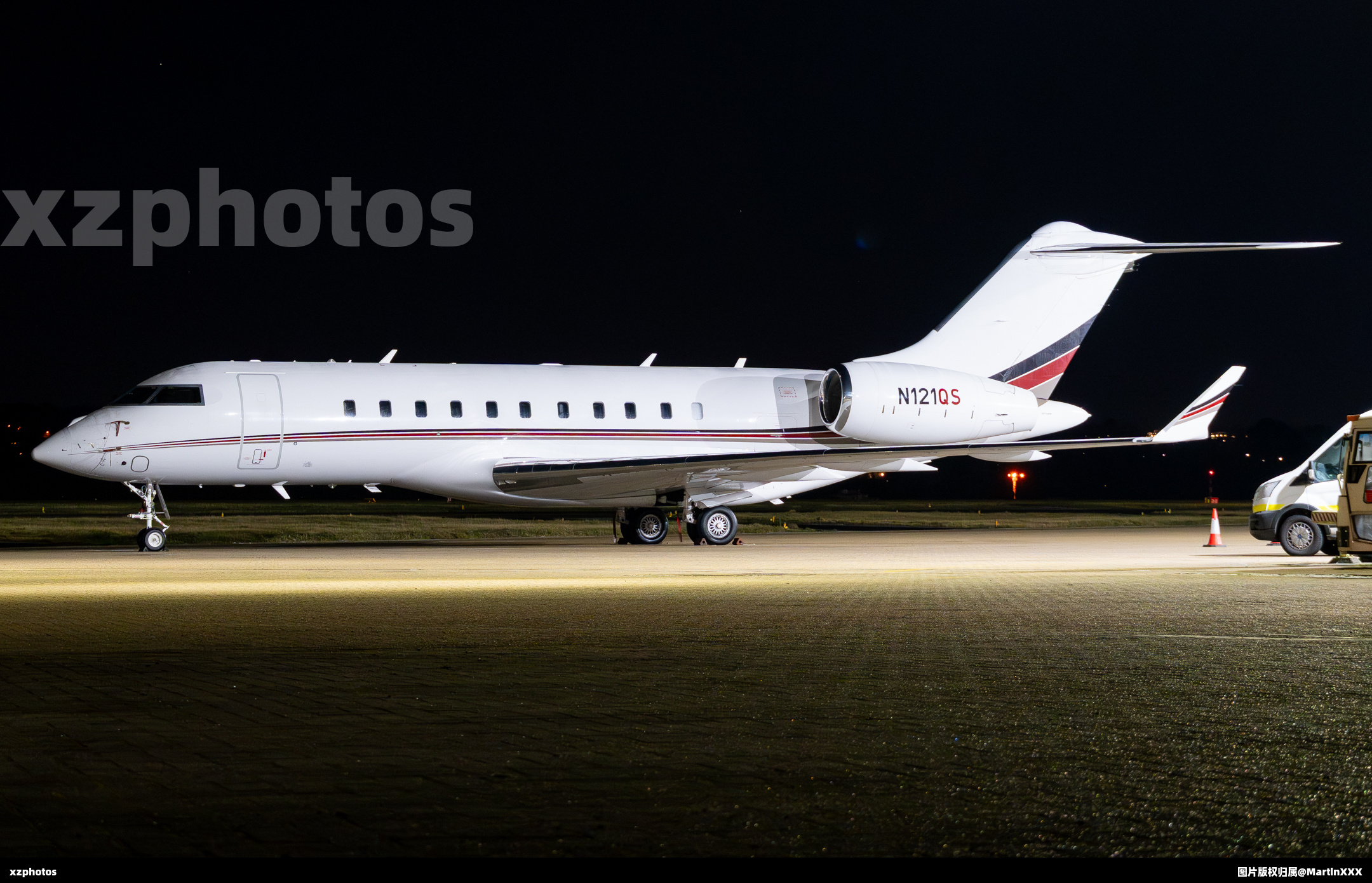 N121QS