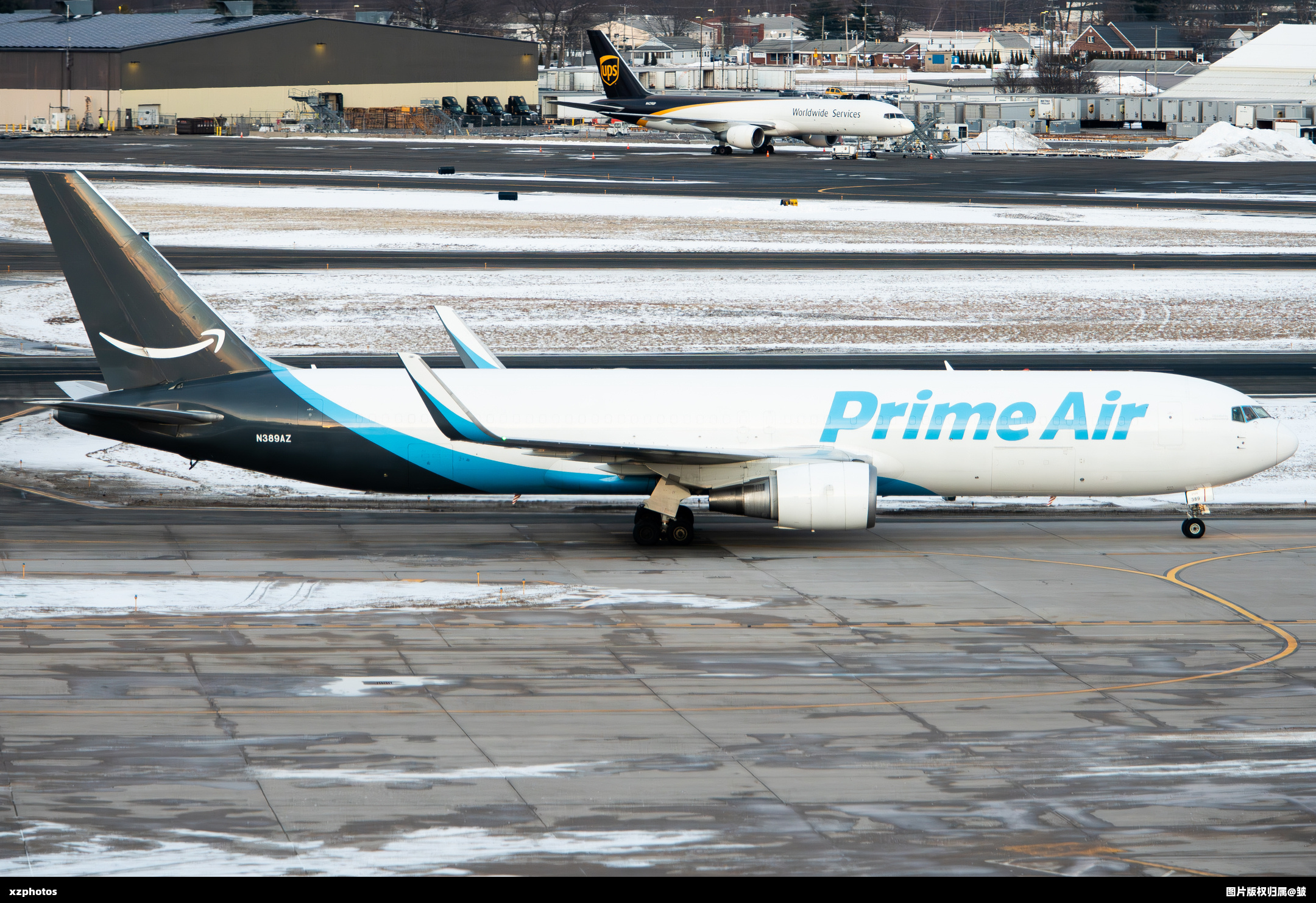 N389AZ