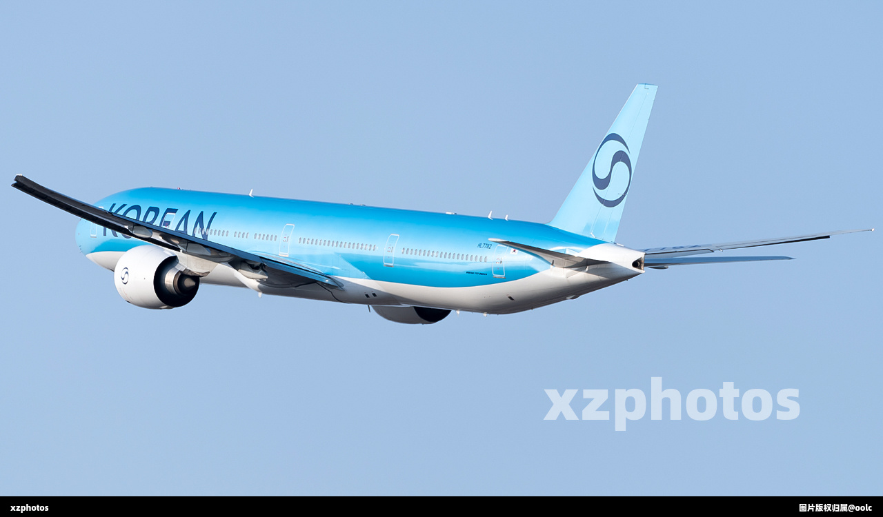 HL7782