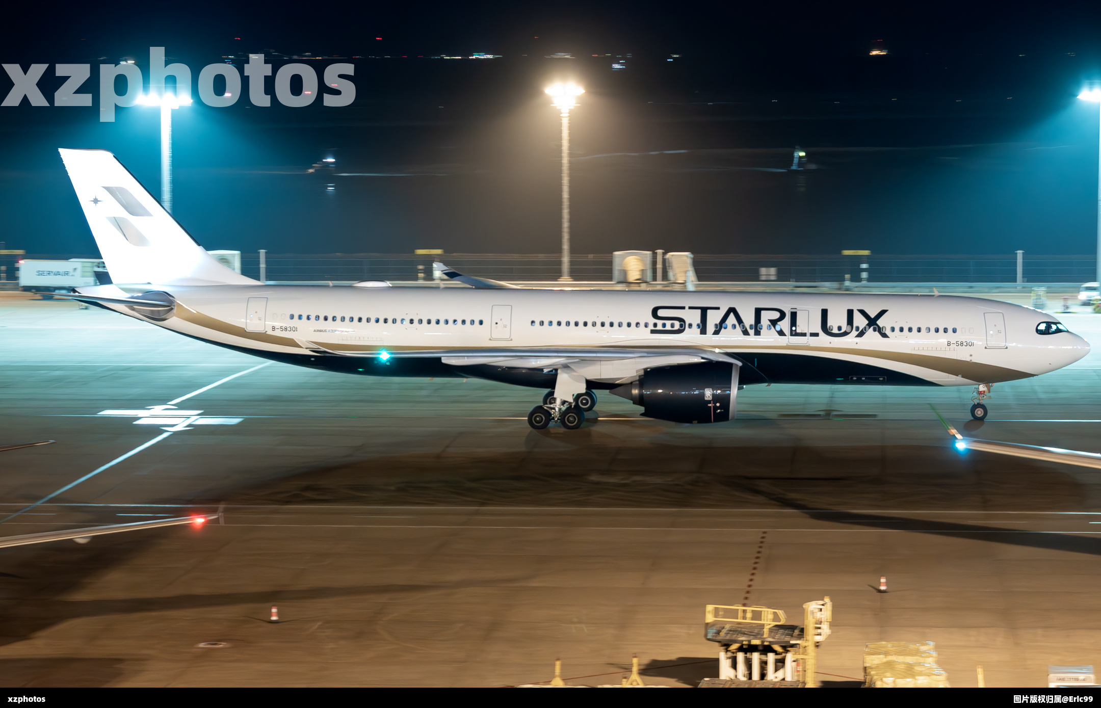 Starlux339