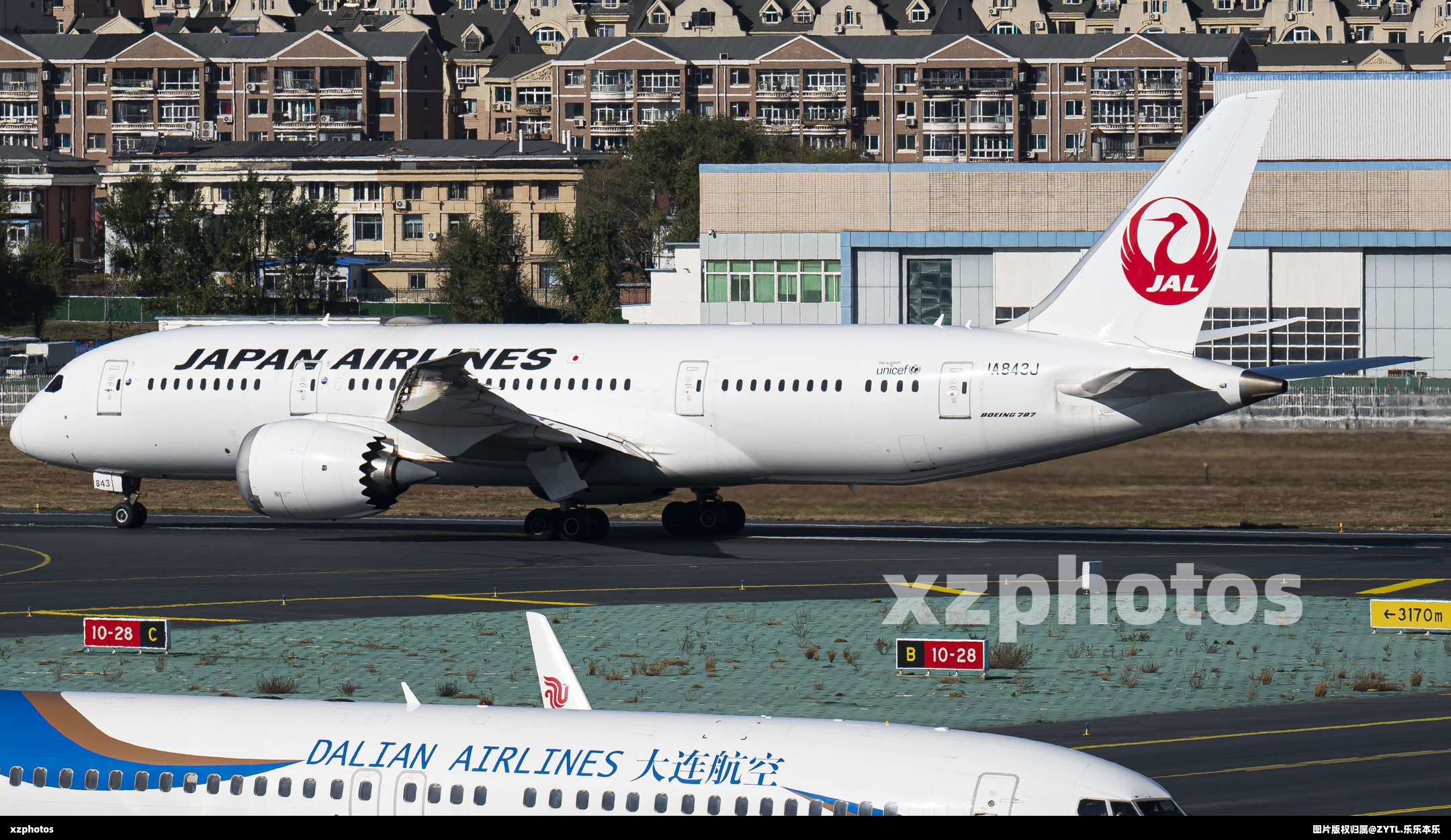 JA843J