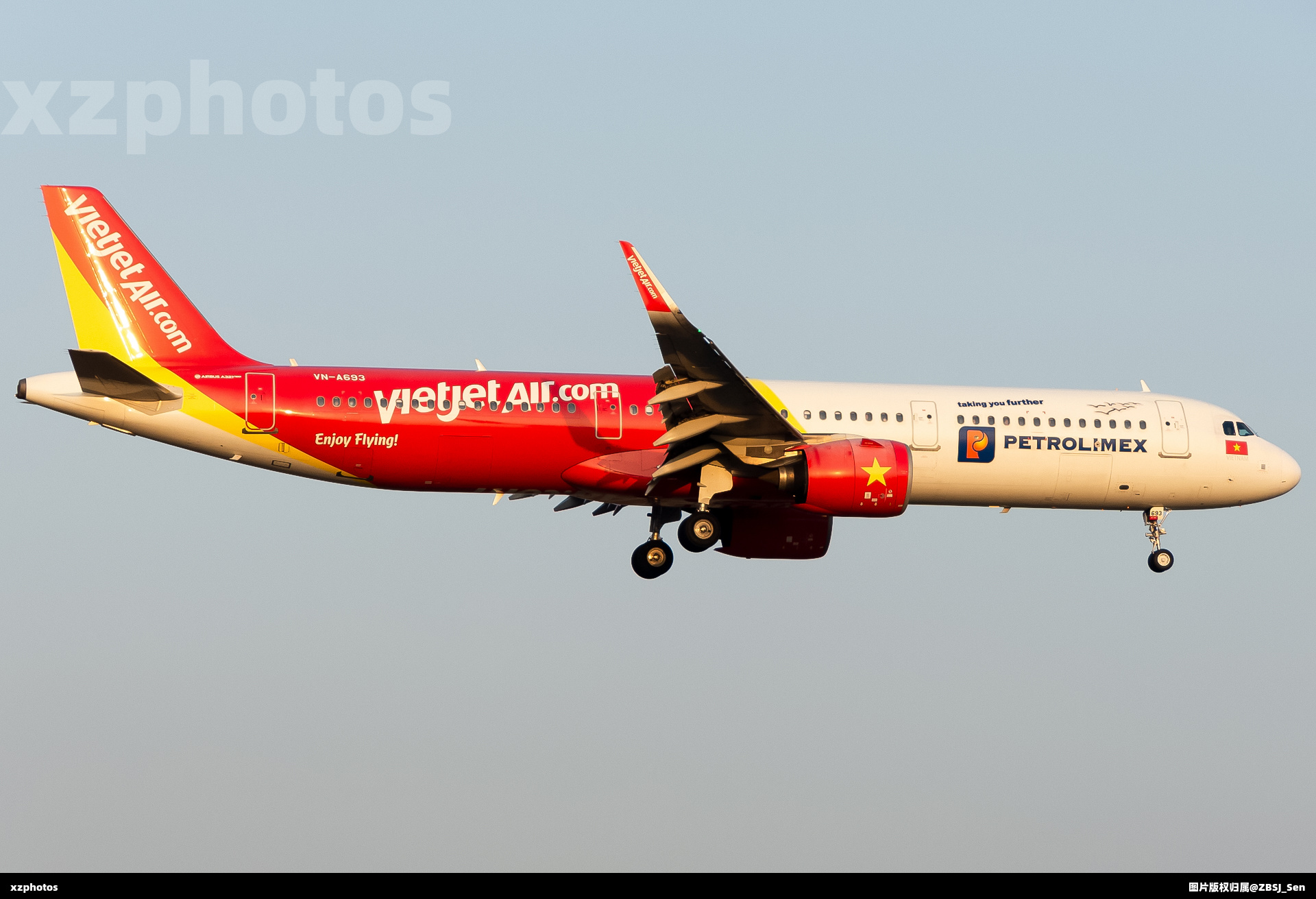 VN-A693