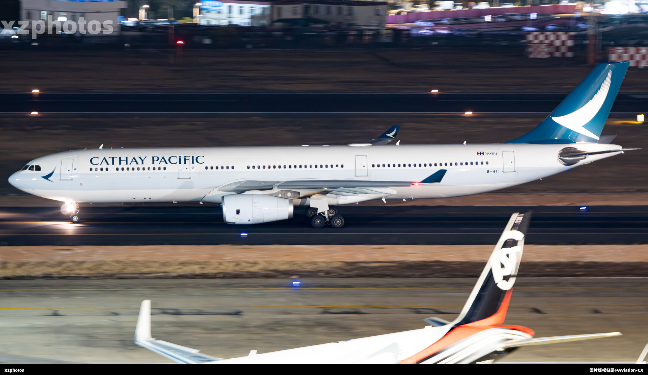B-HYI