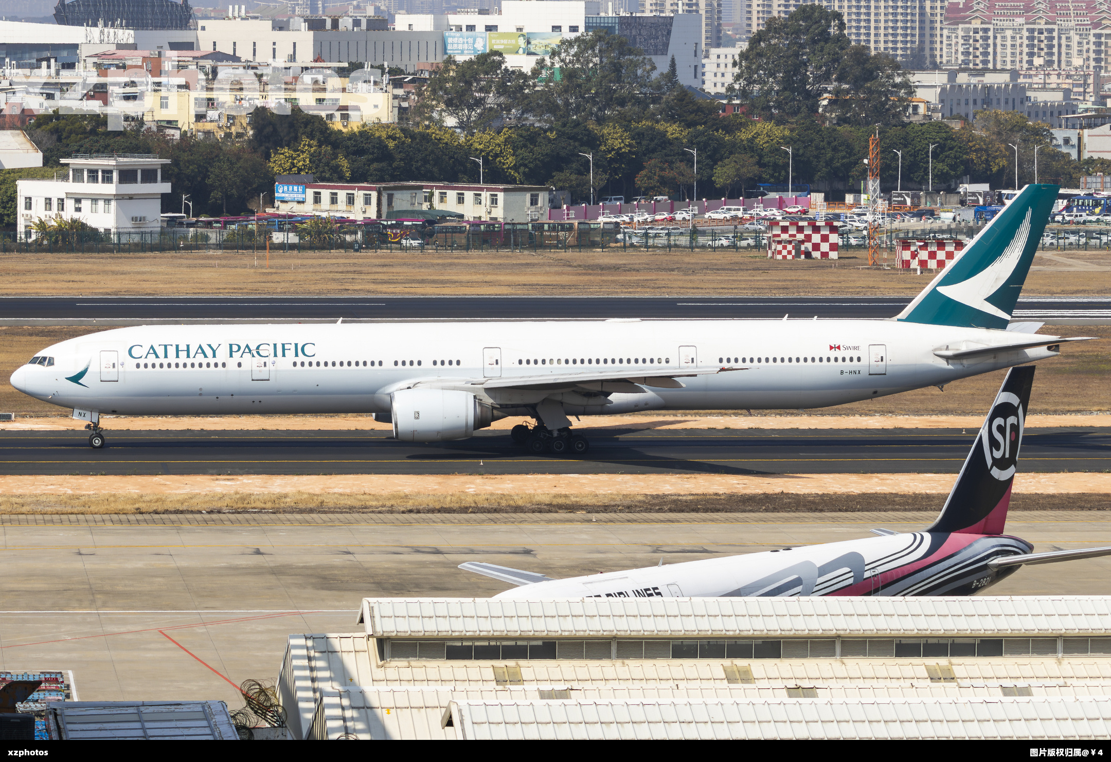 B-HNX