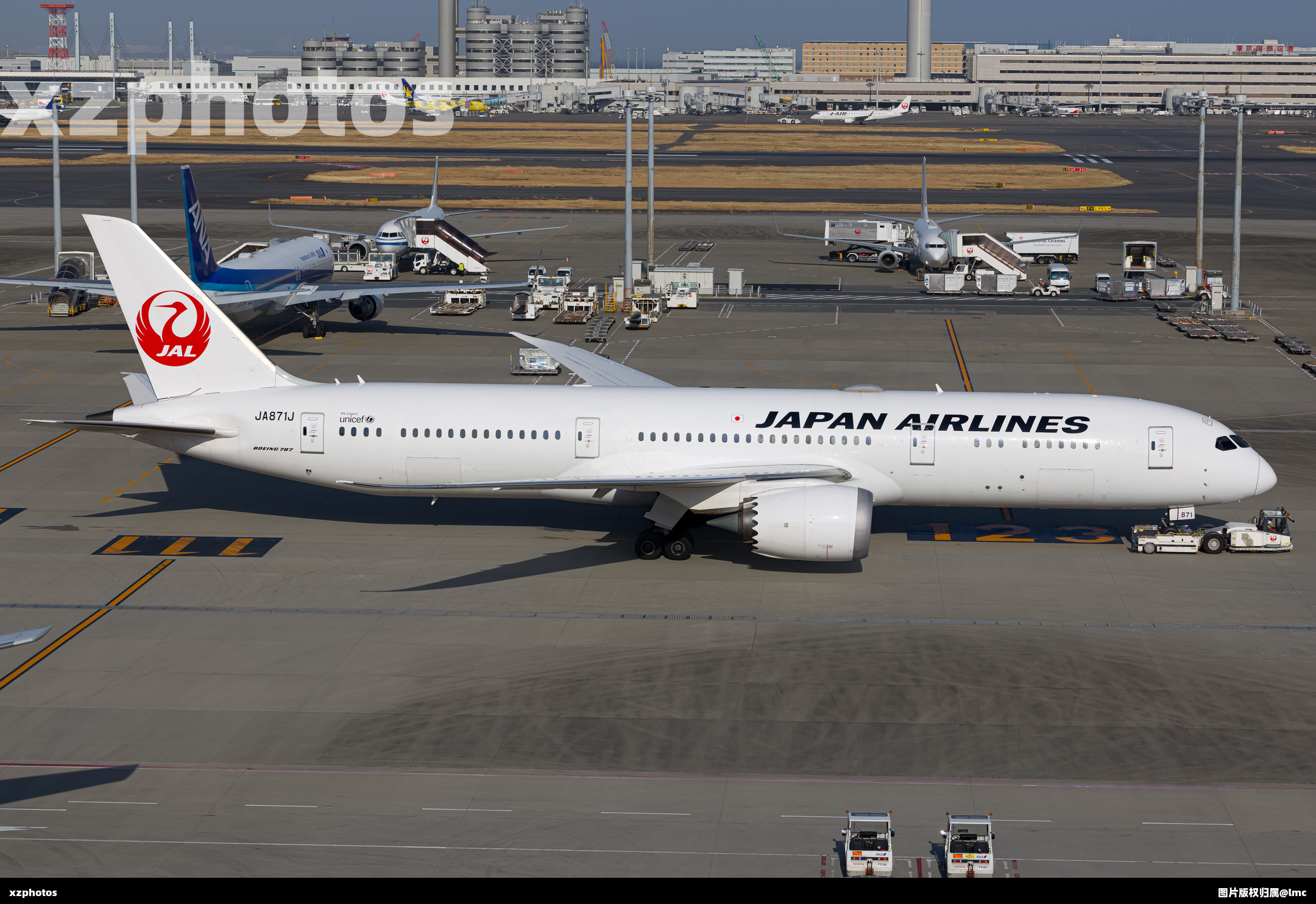 JA871J