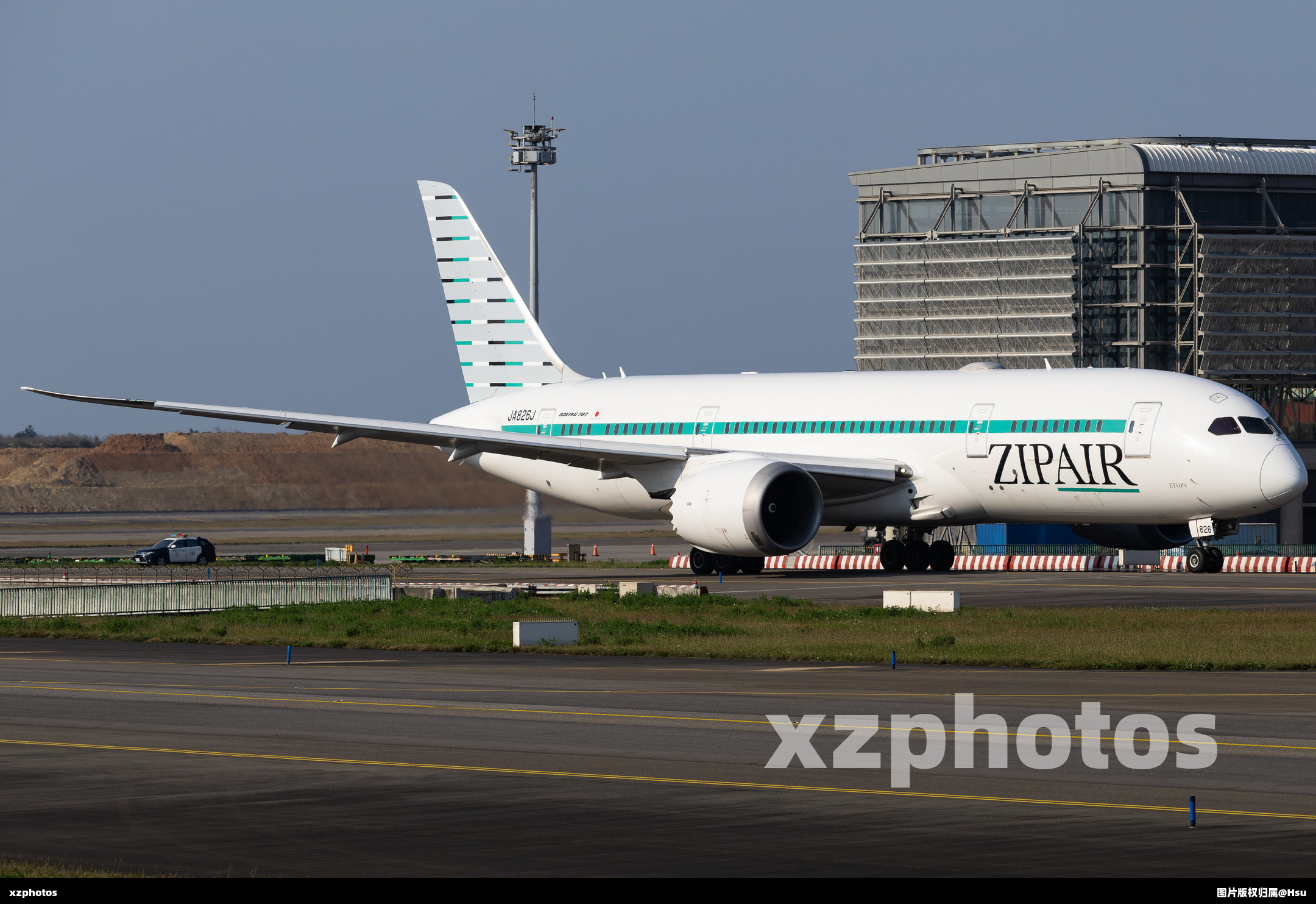 JA826J