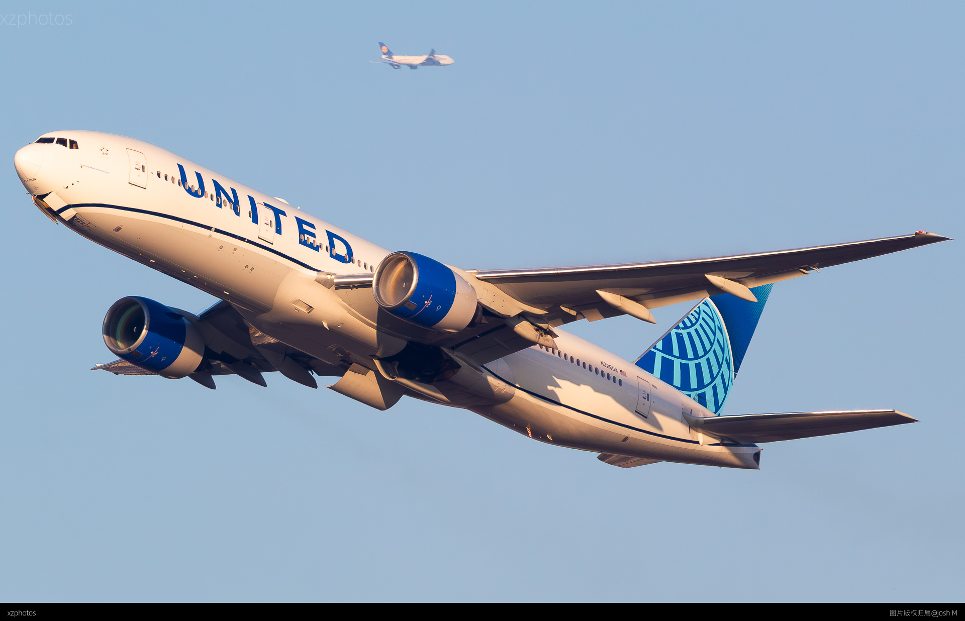 N226UA