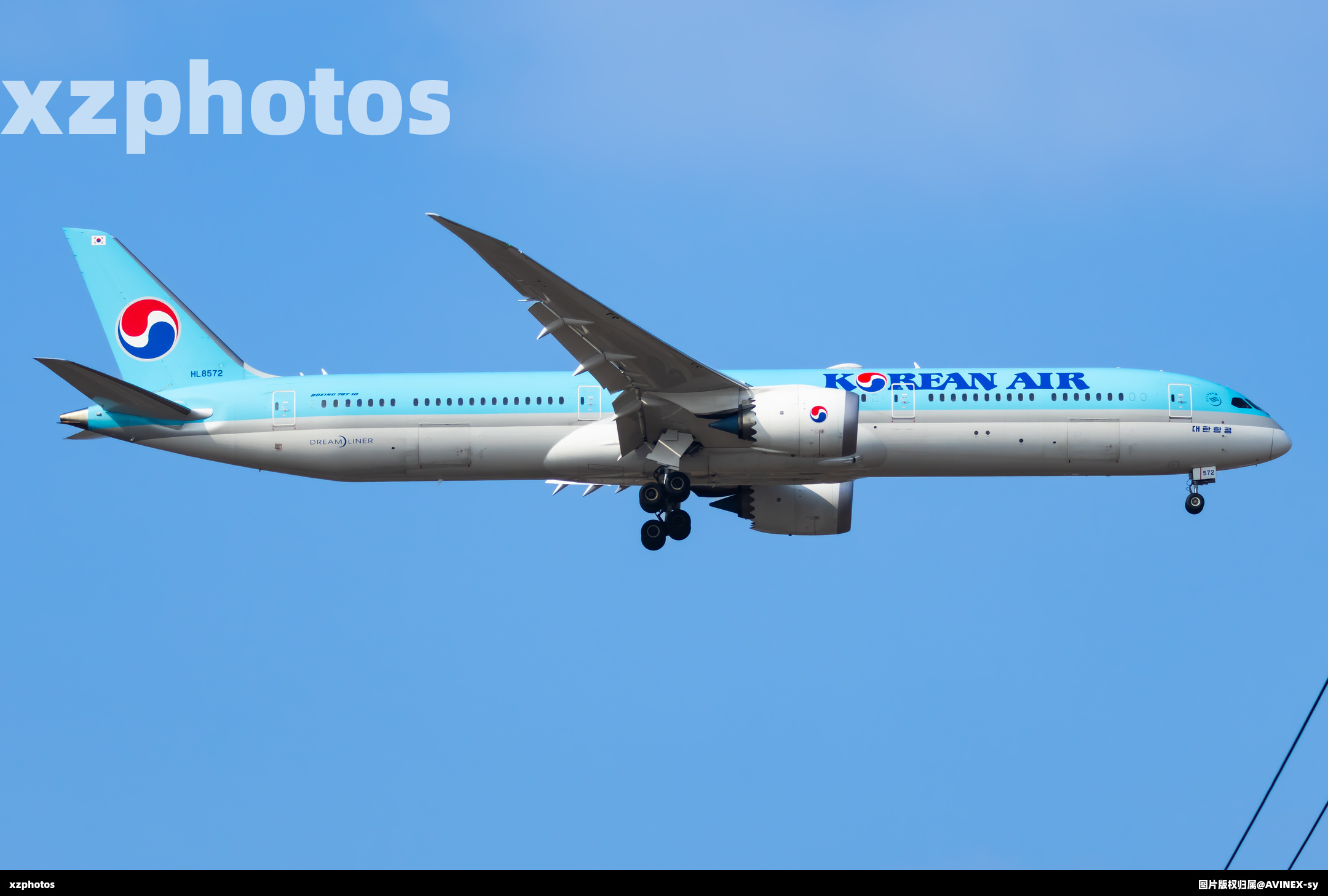 HL8572