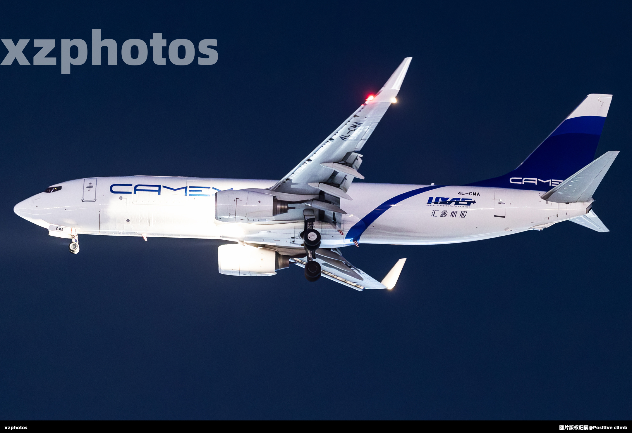 夜拍格鲁吉亚卡麦克斯航空737