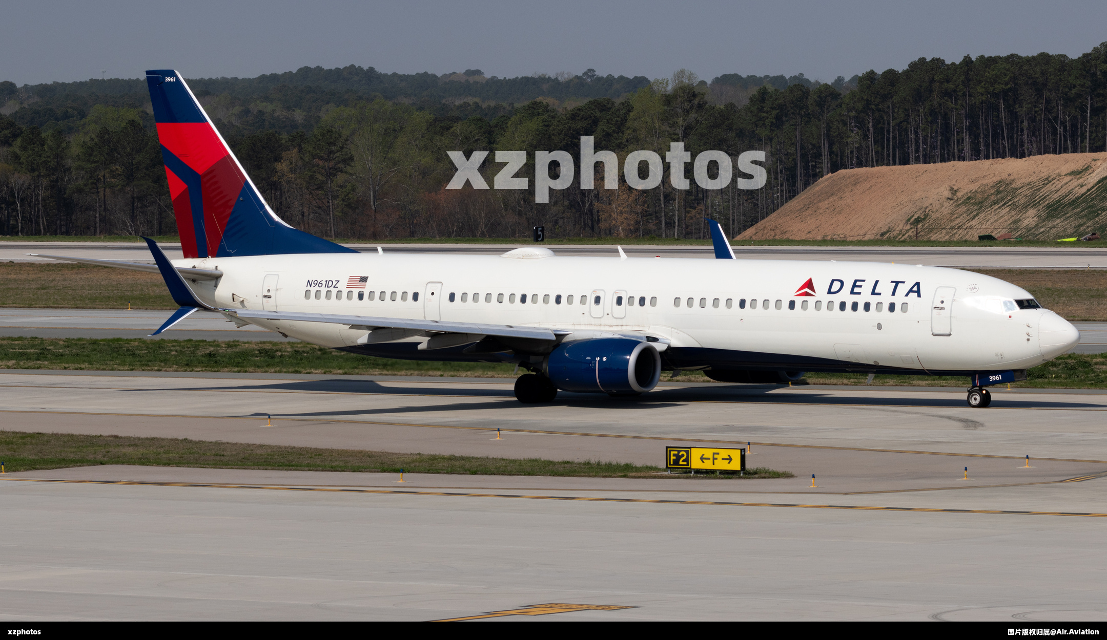 N961DZ