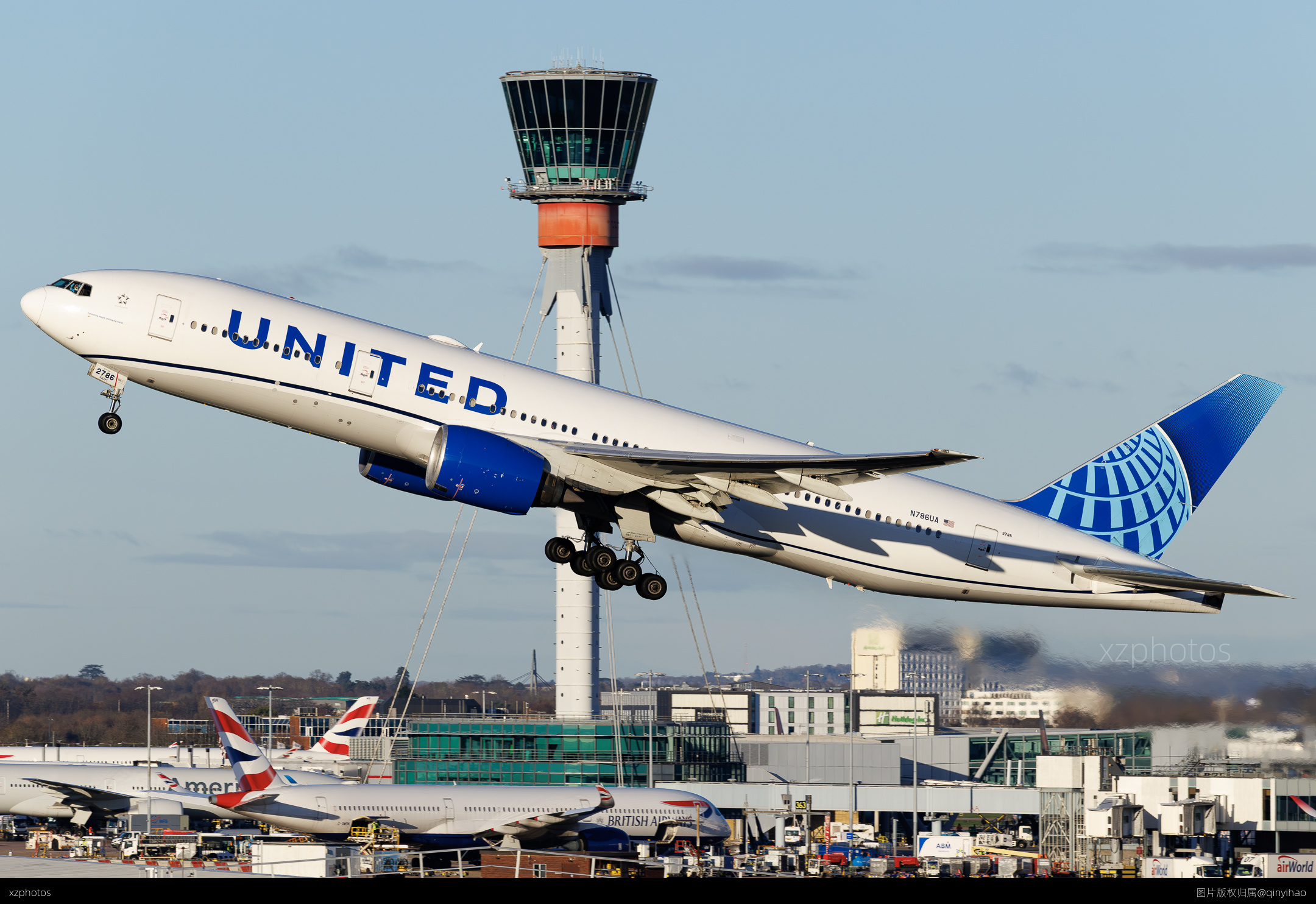 N786UA