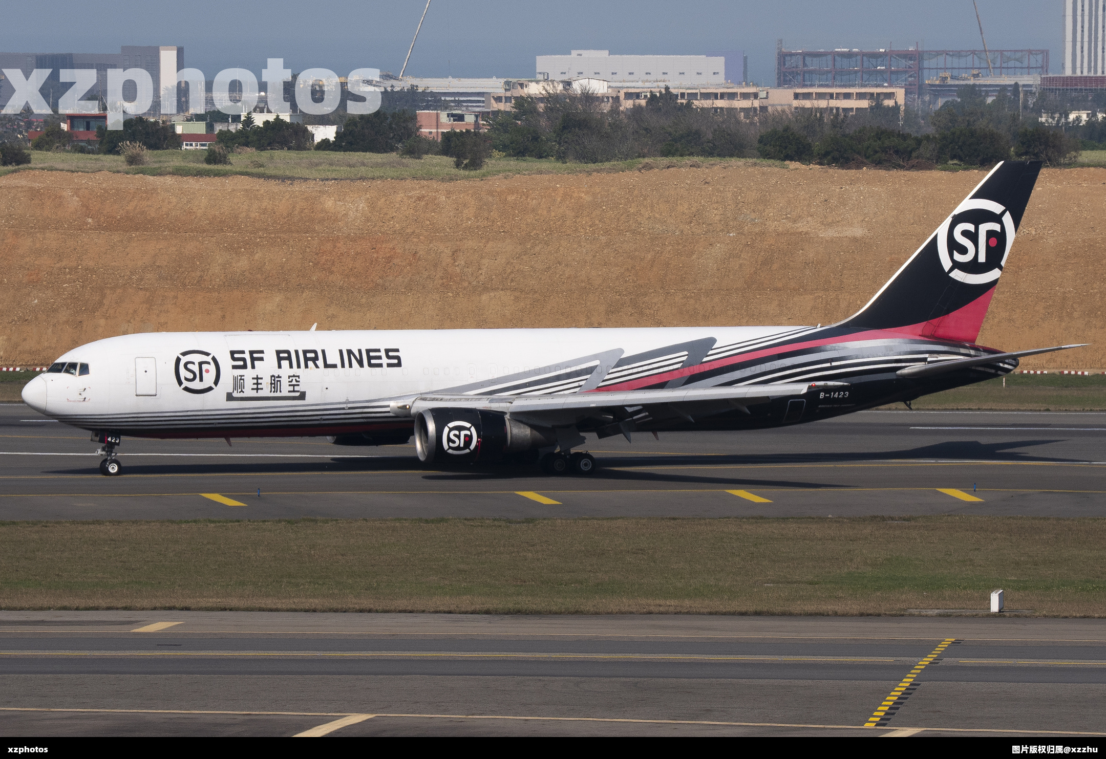 B-1423