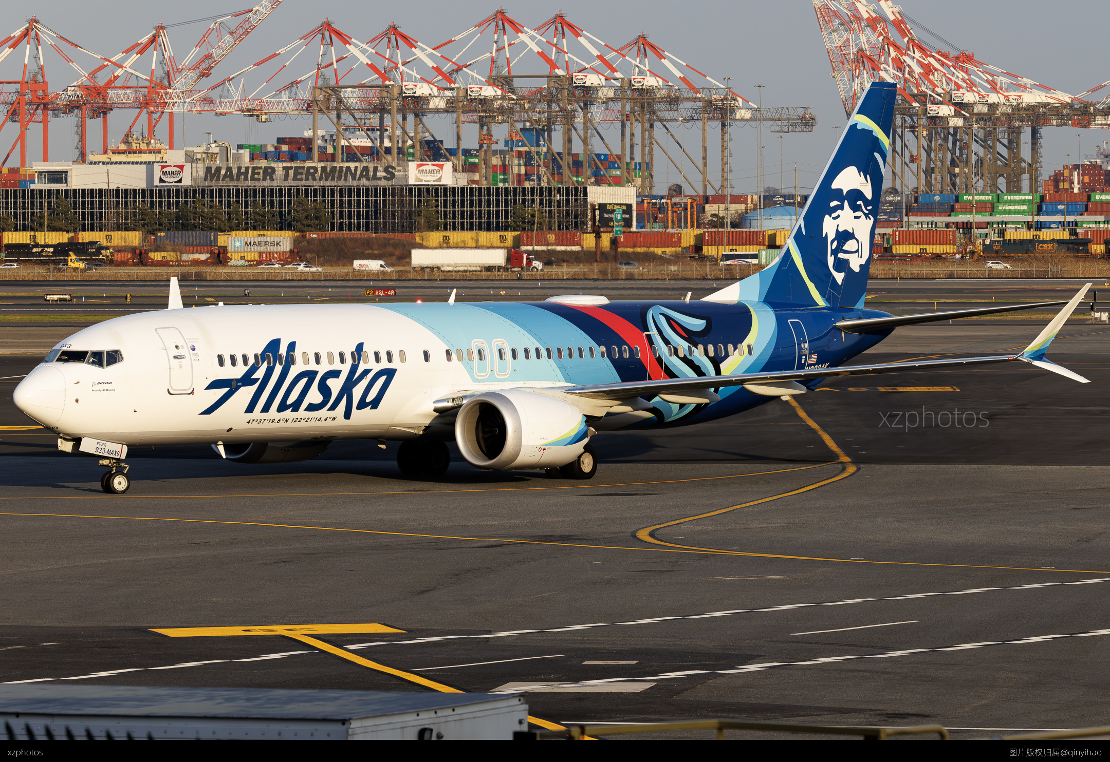 N933AK