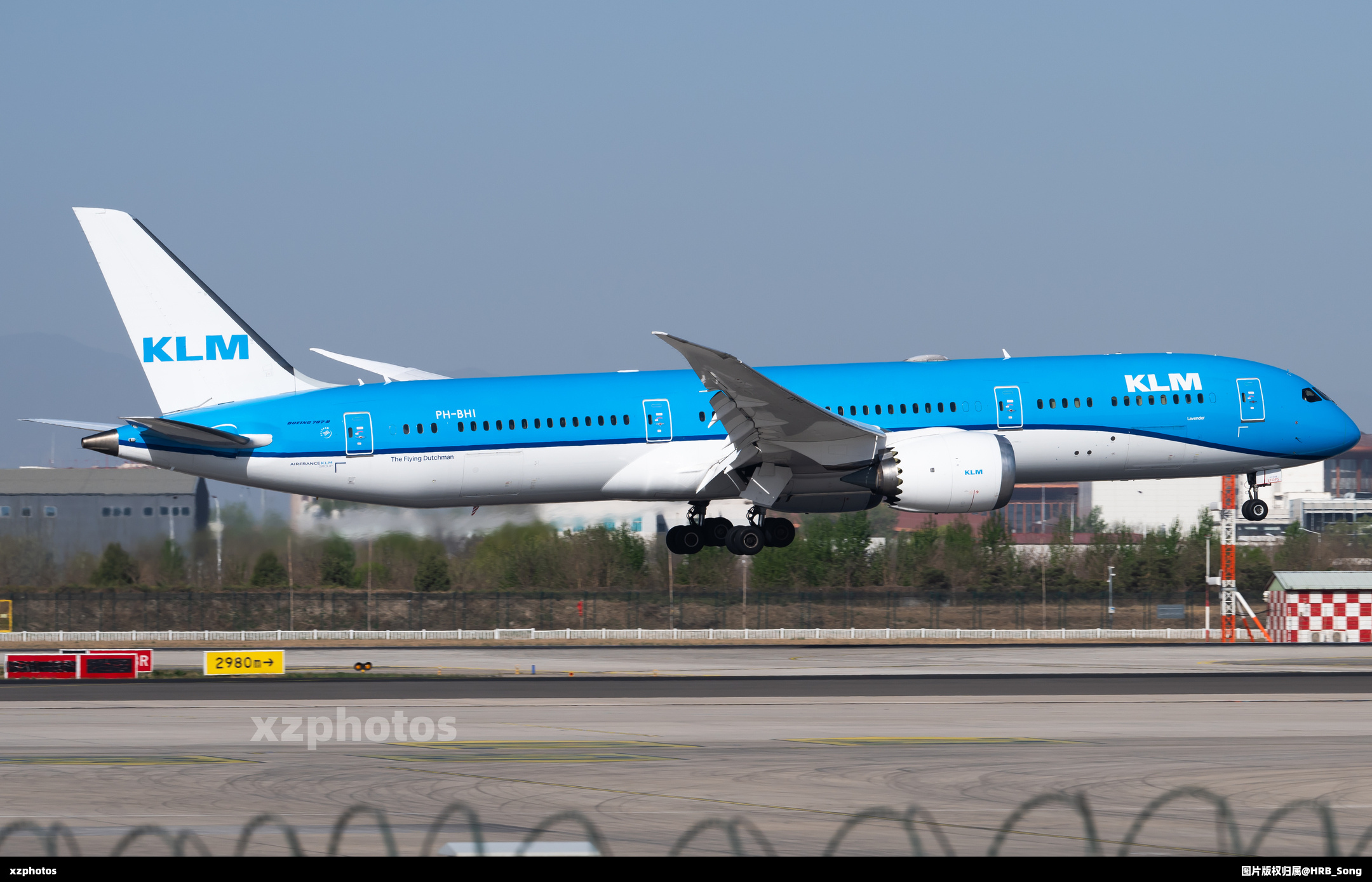 PH-BHI