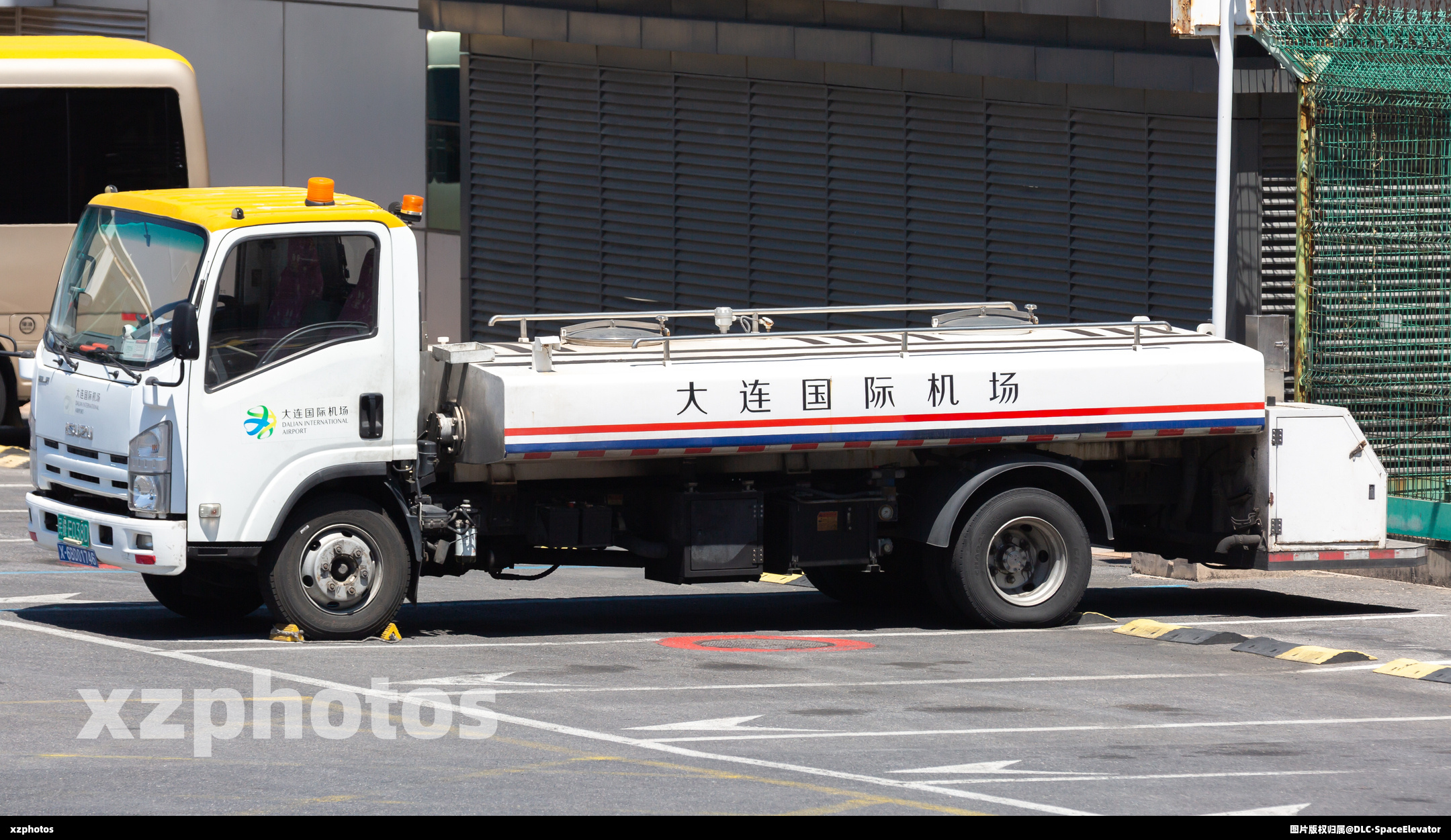 大连周水子机场地面车辆