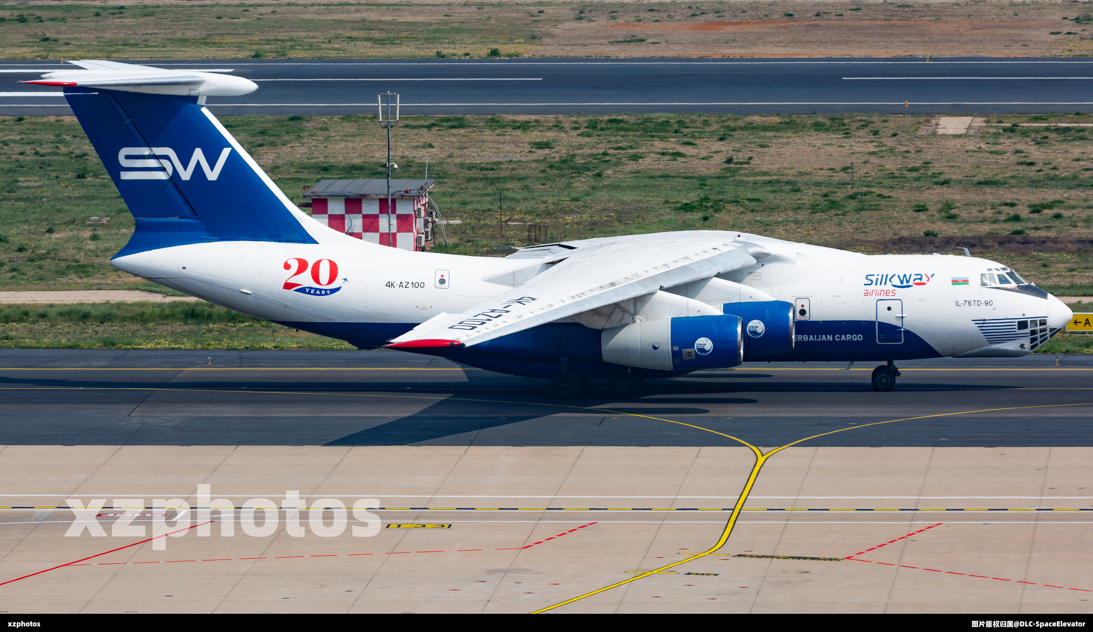 4K-AZ100