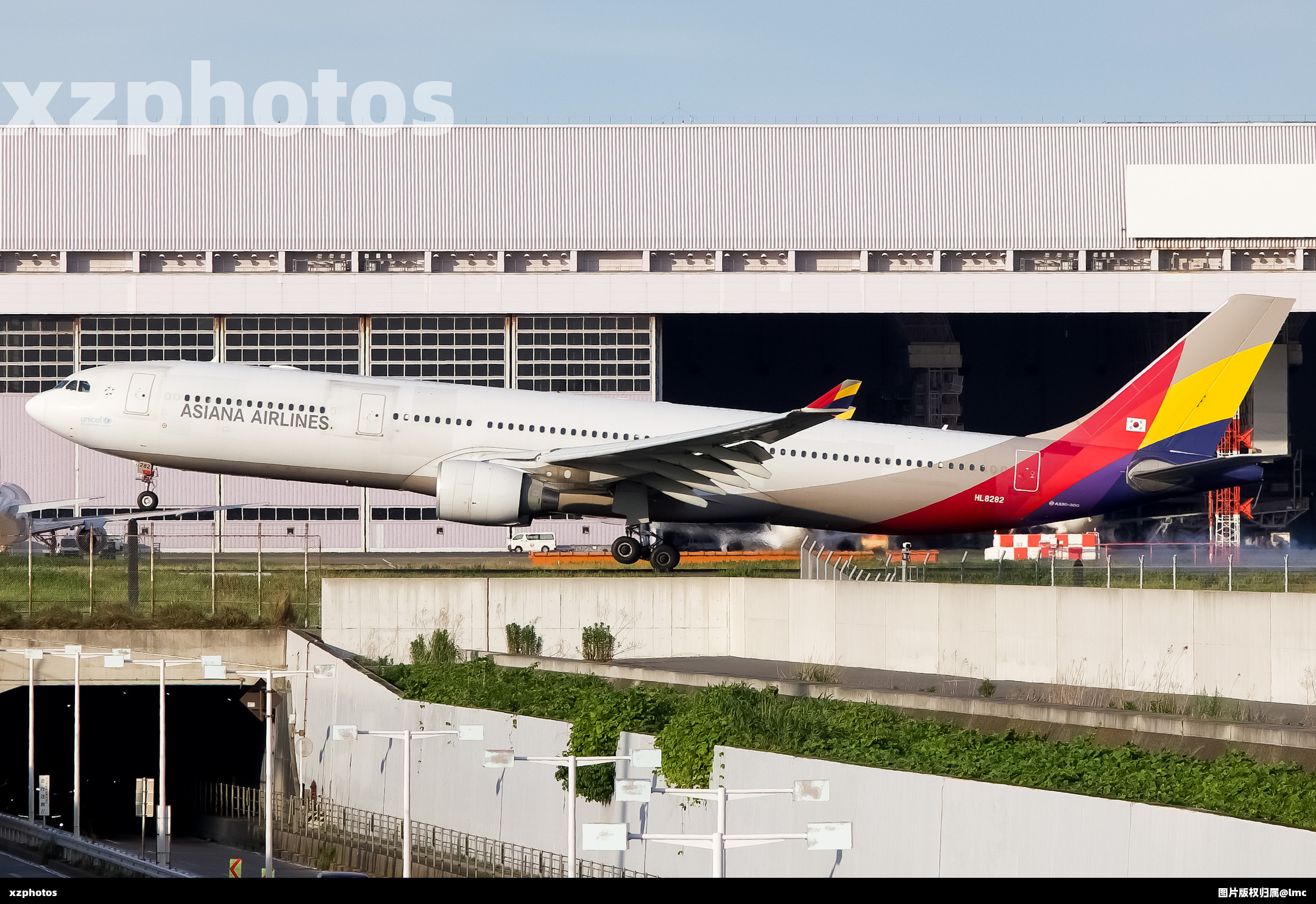 HL8282