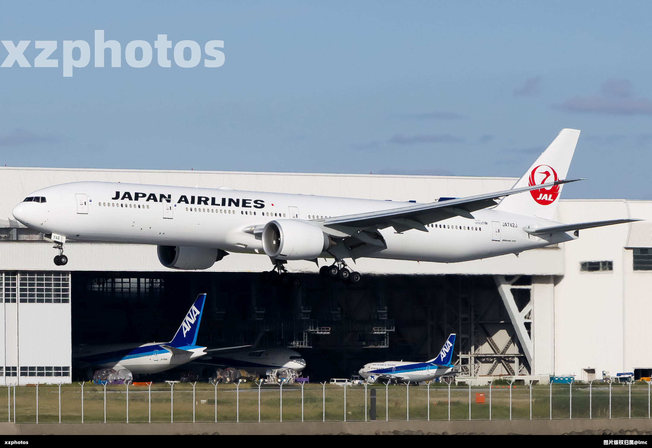 JA742J