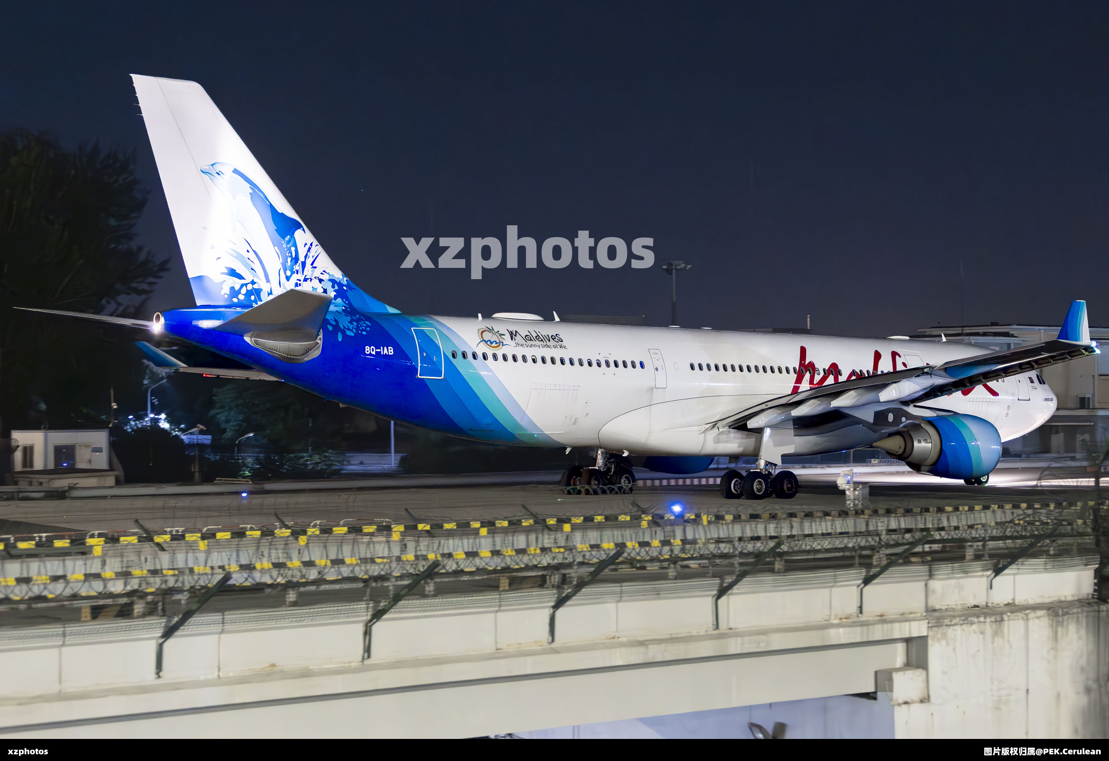 8Q-IAB