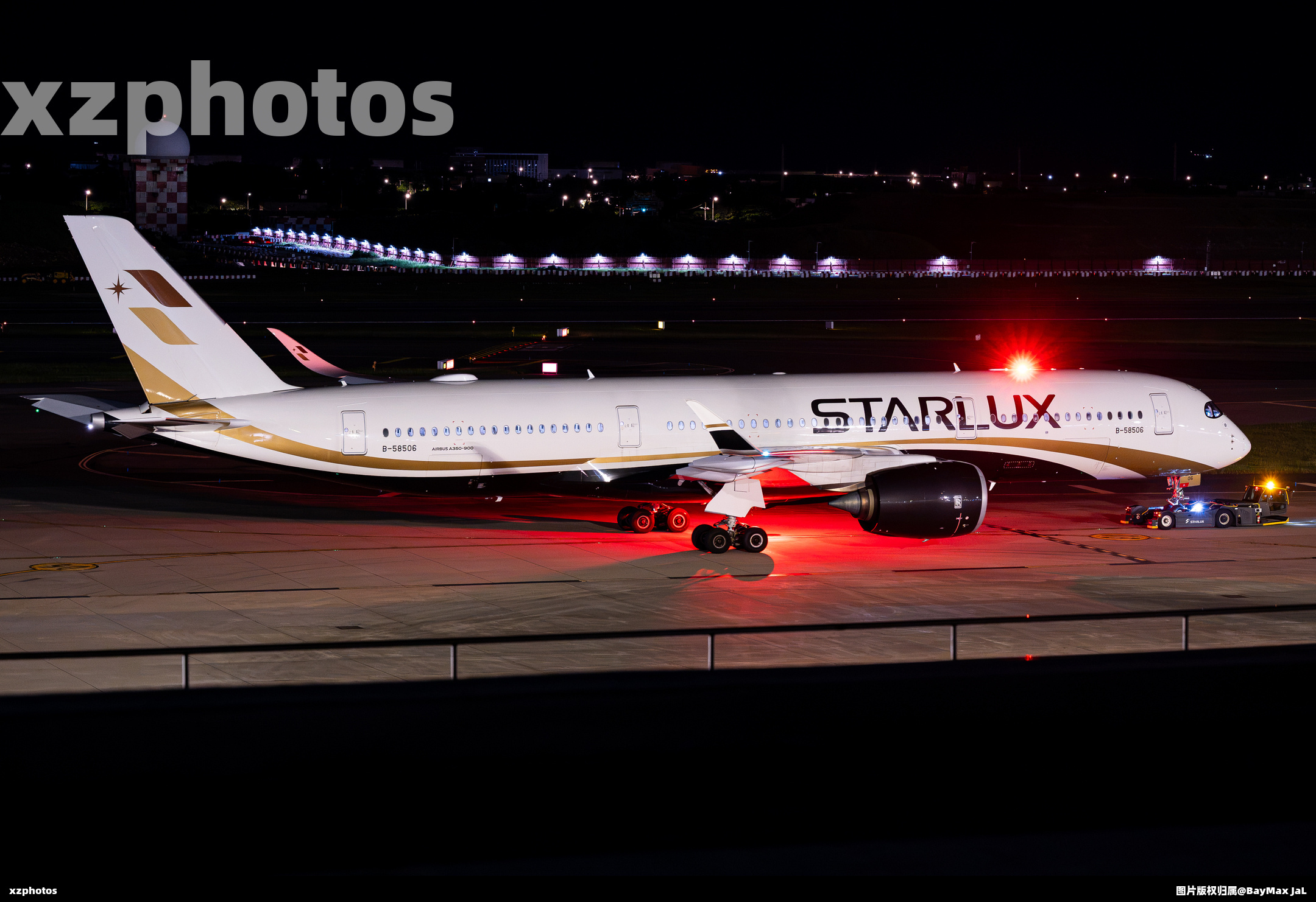 starlux 359