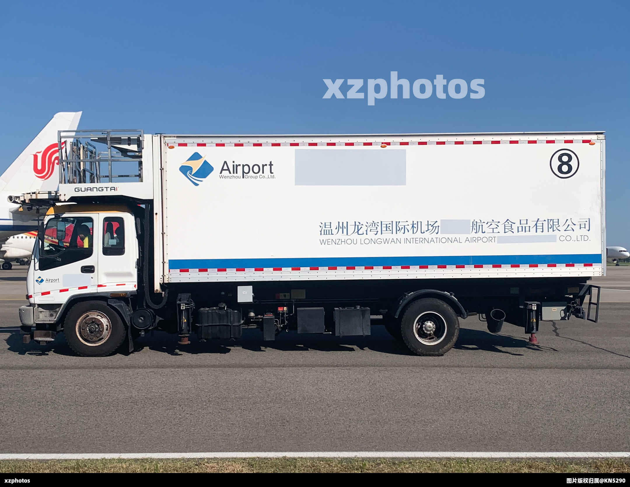 温州龙湾国际机场食品车