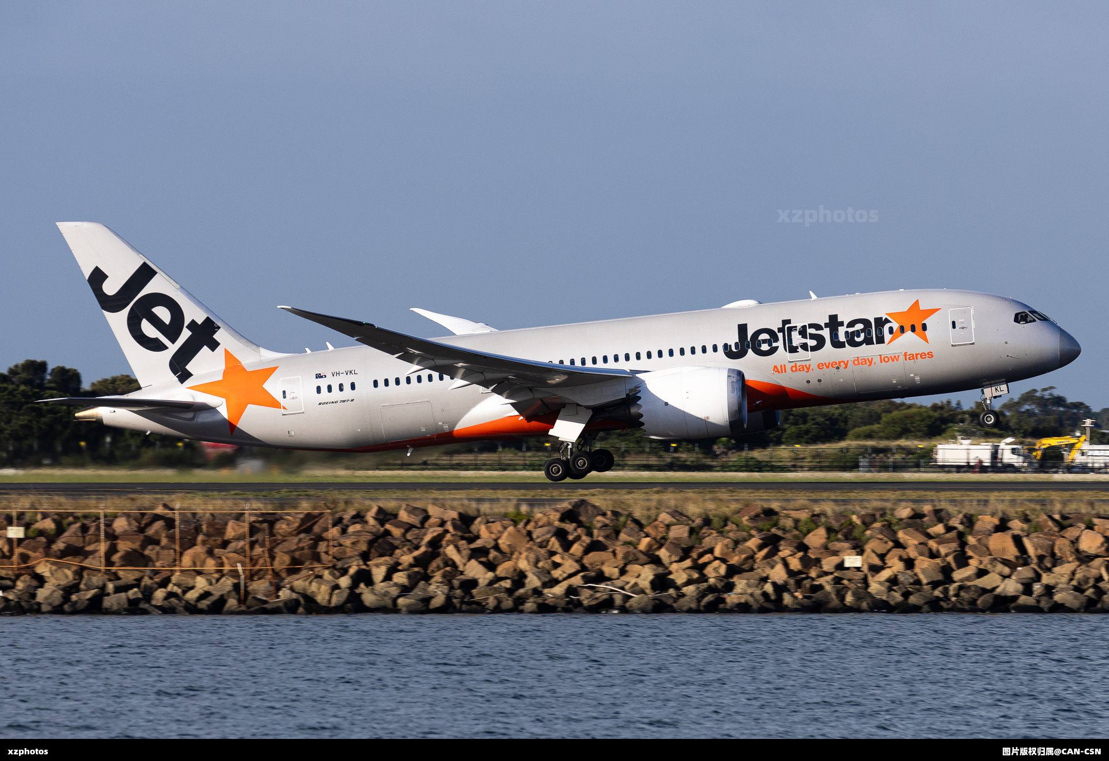 VH-VKL