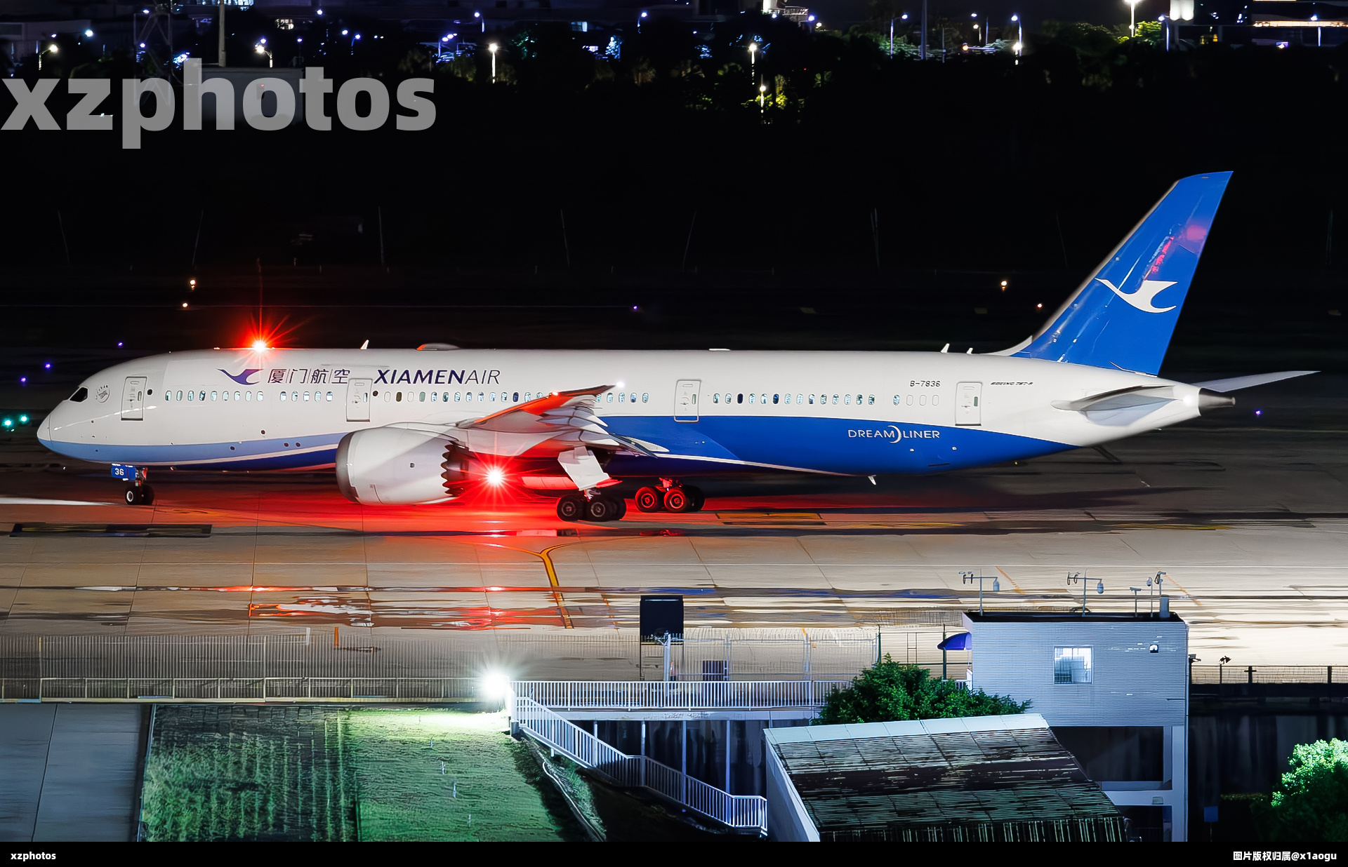 b-7836