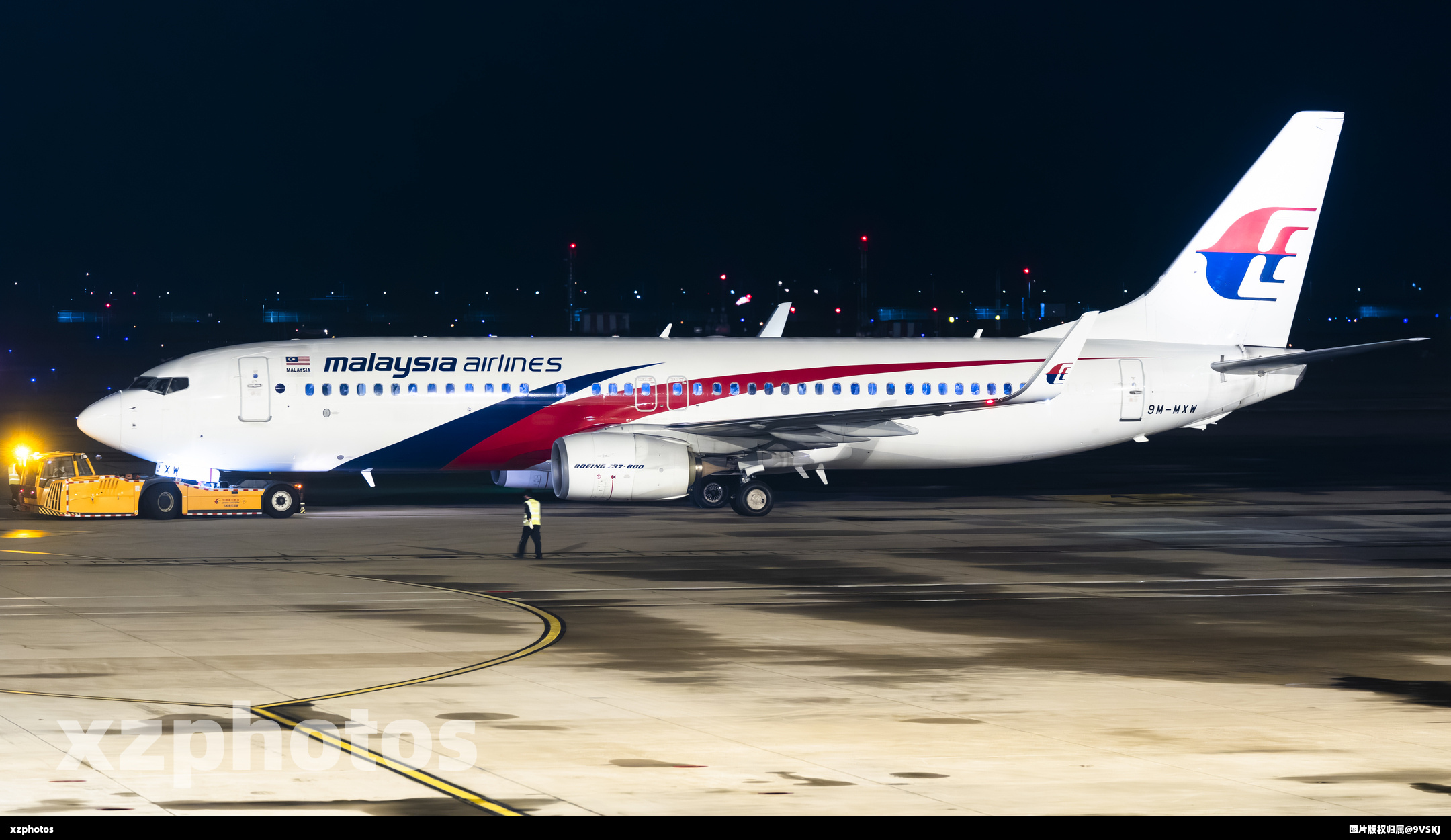 9M-MXW