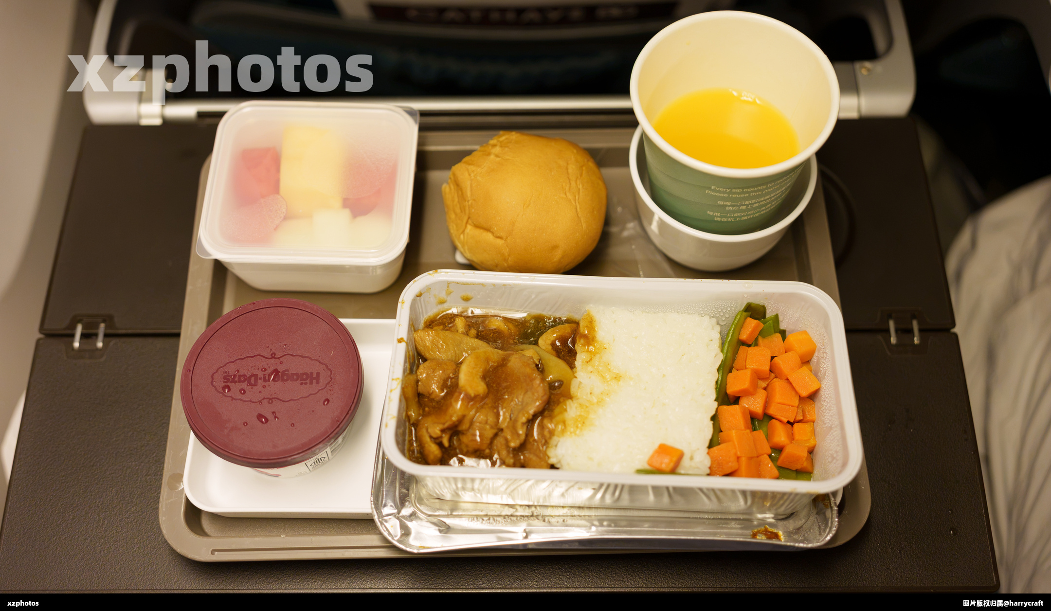 CX381 浦东-香港 经济舱餐食